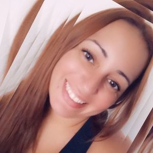 Meet your Posher, Daniela